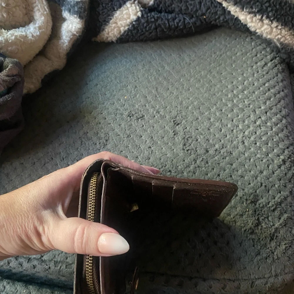 Louis Vuitton authentic damier ebene Wallet